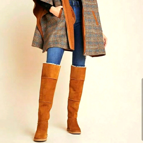 OVER THE KNEE UGG BOOTS - Picture 5 of 12